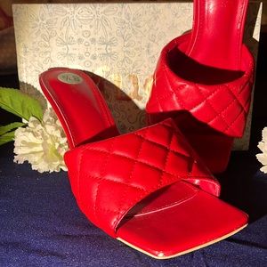 Very cute Comfortable red shoes